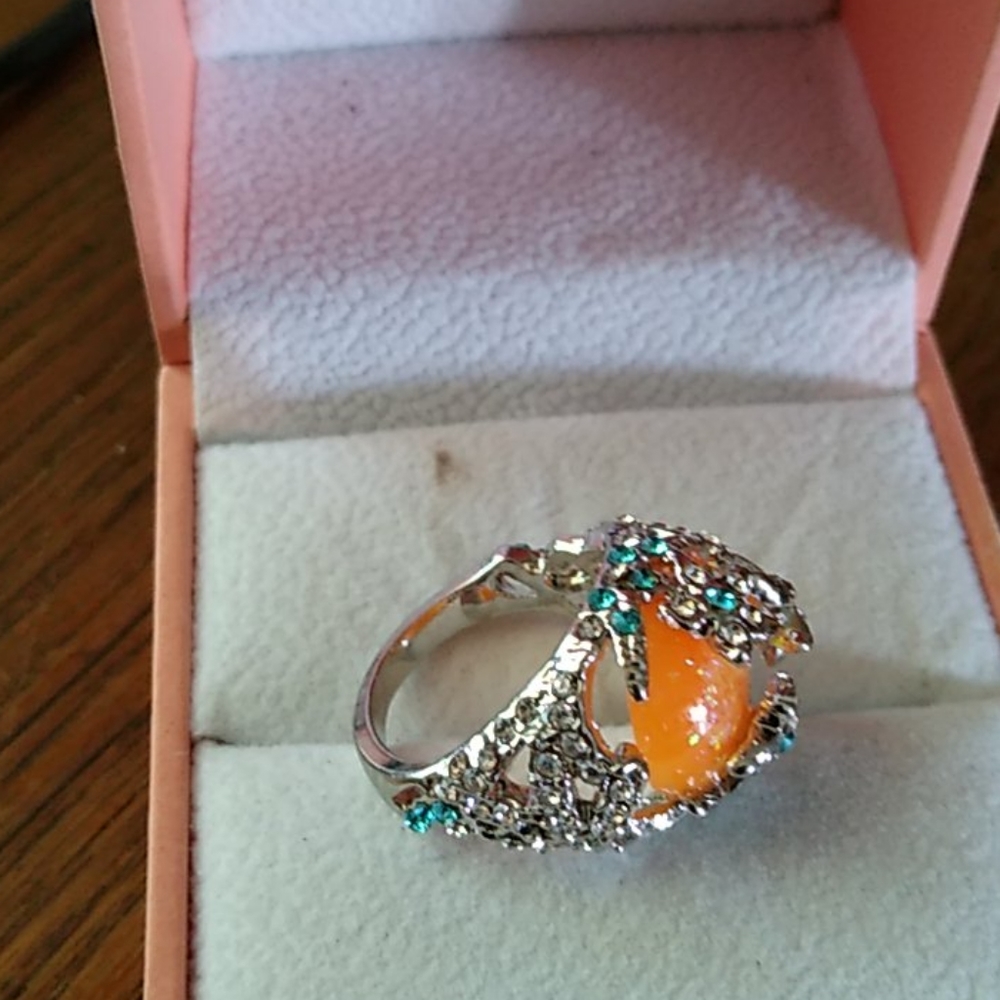 Fire Topaz Ring - Picture 3 of 3
